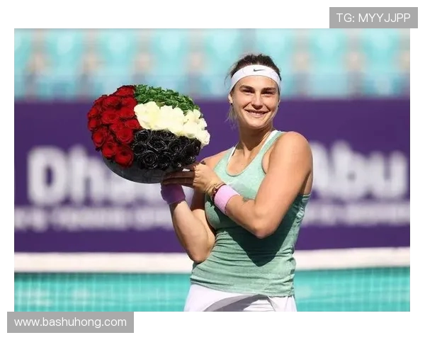 阿贾戴携无限手套闪耀赛季 四年三冠横扫联盟荣膺三大奖项