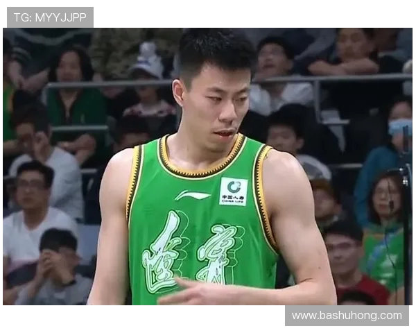 弗格与老队友张镇麟携手上海，新赛季再续前缘